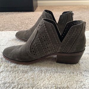 Vince camuto booties